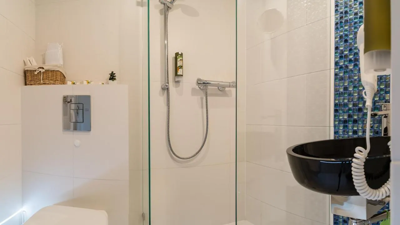Dworek Admiral Sopot Bed & Breakfast